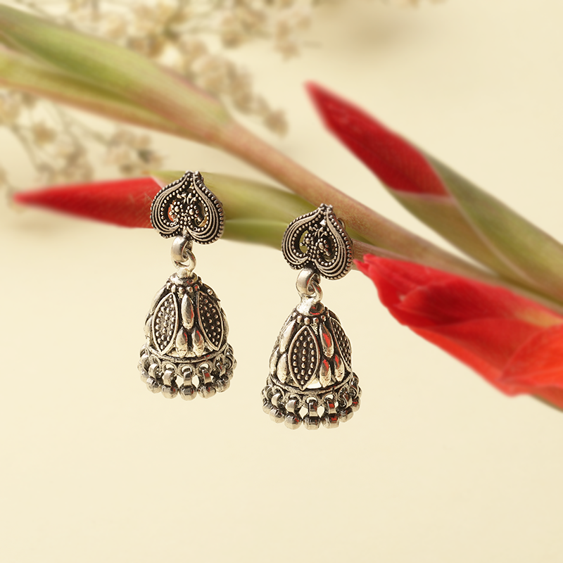 Designer Oxidized Silver Graceful Jhumka Earrings with Festive Backdrop – Traditional Silver Earrings for Navratri, Karwa Chauth and Celebrations
