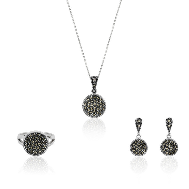 Oxidized Silver Round Disc Pendant on white background – elegant silver jewellery gift for Diwali