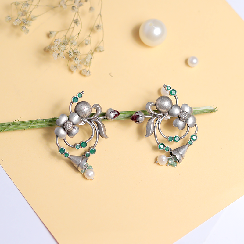 Oxidized silver lookalike design earrings – fashionable ethnic accessory for sarees, lehengas, and festive outfits