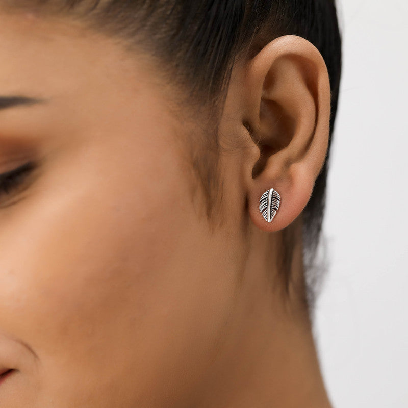Girl wearing Sterling Silver Leaf Stud Earrings – perfect Raksha Bandhan and festive gift for sisters and loved ones.