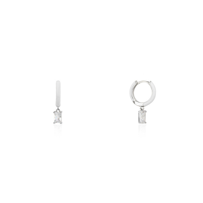Sterling silver Bali earrings with hanging stone – stylish festive gift for Christmas, New Year, and wedding season.