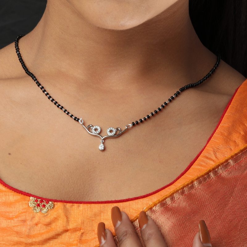 925 Silver Embrace Mangalsutra