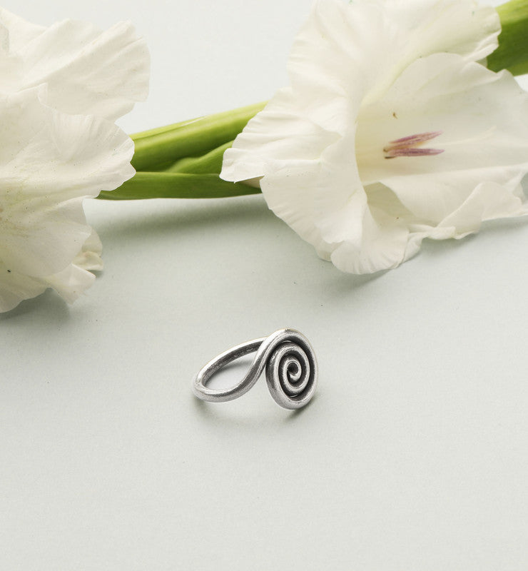 925 Silver Spiral Antique Ring