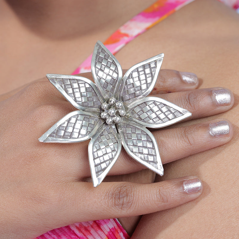 925 Silver Seven Petals Antique Ring